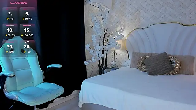 KatalinaMillan online show from 11, 10, 2025