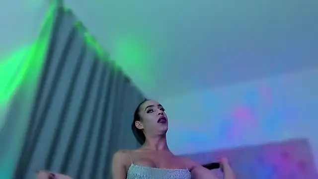 KatalinaMillan online show from 5, 3, 2026