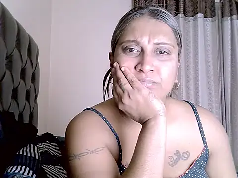 Snapshot of eroticbeauty37 chatting on 24, 6, 2026 eroticbeauty37 online show from 24, 6, 2026