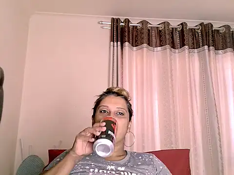 eroticbeauty37 online show from 27, 9, 2025