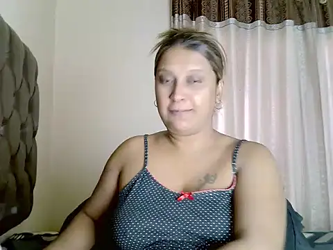 Snapshot of eroticbeauty37 chatting on 17, 7, 2026 eroticbeauty37 online show from 17, 7, 2026