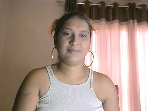 eroticbeauty37 online show from 1, 3, 2025