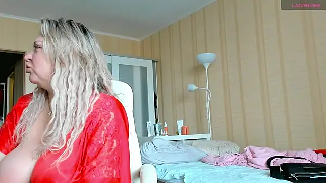 PamHardFuck online show from 5, 4, 2026