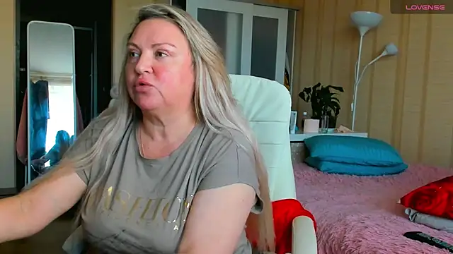 Snapshot of PamHardFuck chatting on 11, 6, 2026 PamHardFuck online show from 11, 6, 2026