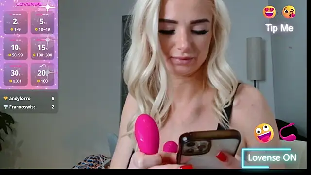 Snapshot of chelseablonde chatting on 28, 2, 2025 chelseablonde online show from 28, 2, 2025