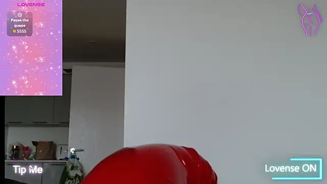 Snapshot of chelseablonde chatting on 2, 10, 2025 chelseablonde online show from 2, 10, 2025