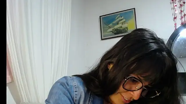 Alexandrasaenz online show from 12, 11, 2025