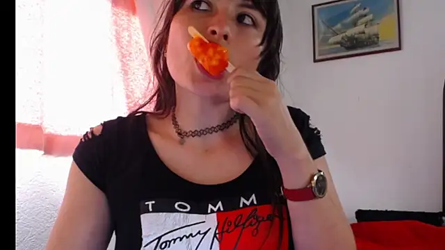 Alexandrasaenz online show from 23, 9, 2025