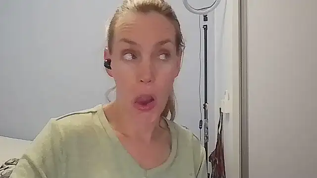 Annylove1 online show from 4, 3, 2026