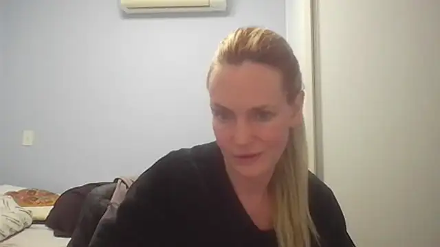 Snapshot of Annylove1 chatting on 1, 7, 2026 Annylove1 online show from 1, 7, 2026