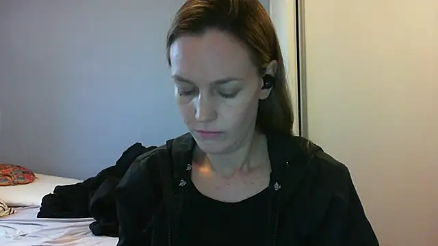 Annylove1 online show from 2, 10, 2025