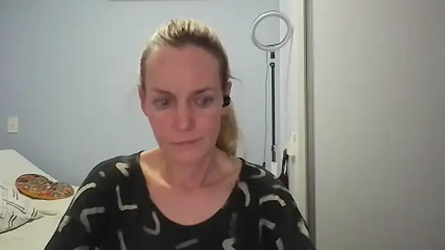 Annylove1 online show from 8, 2, 2026