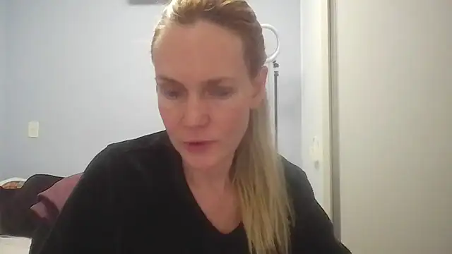 Snapshot of Annylove1 chatting on 22, 6, 2026 Annylove1 online show from 22, 6, 2026