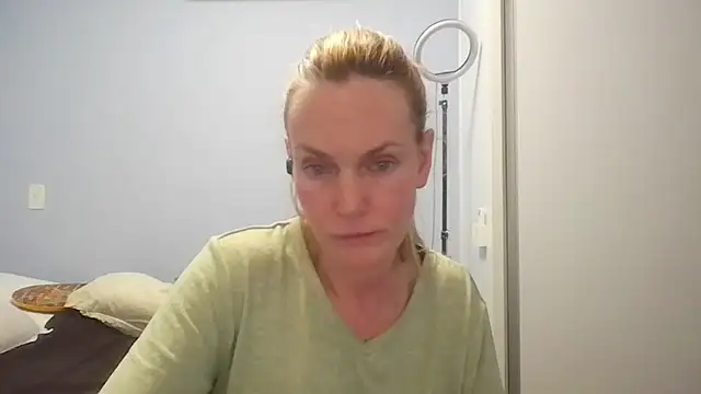 Snapshot of Annylove1 chatting on 15, 6, 2026 Annylove1 online show from 15, 6, 2026