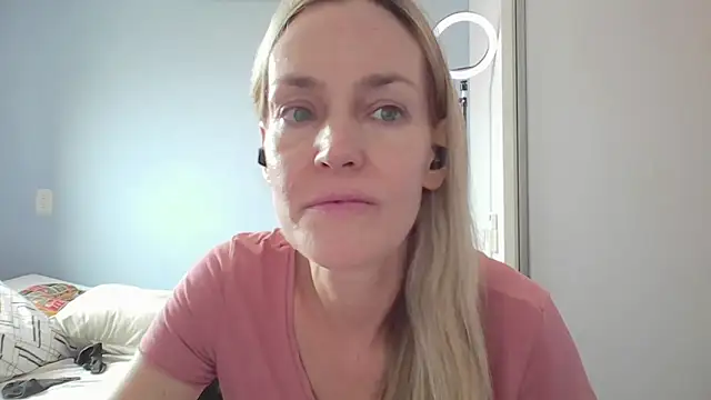 Annylove1 online show from 25, 2, 2026