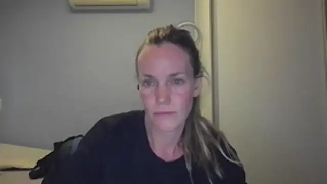 Annylove1 online show from 17, 11, 2025