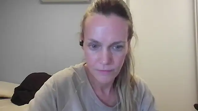 Annylove1 online show from 26, 11, 2025