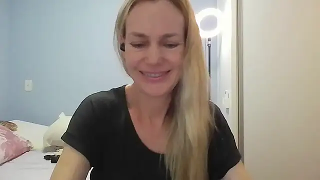 Annylove1 online show from 15, 4, 2026