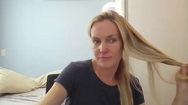 Annylove1 online show from 14, 1, 2026