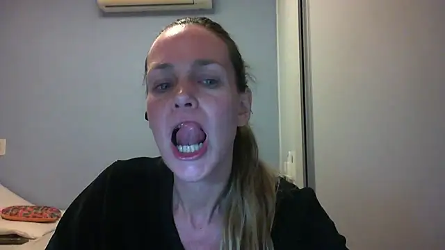 Annylove1 online show from 5, 10, 2025