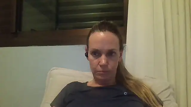 Annylove1 online show from 7, 10, 2025