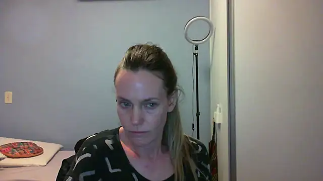 Annylove1 online show from 31, 10, 2025