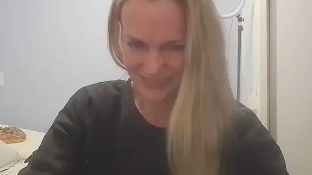 Snapshot of Annylove1 chatting on 14, 7, 2026 Annylove1 online show from 14, 7, 2026