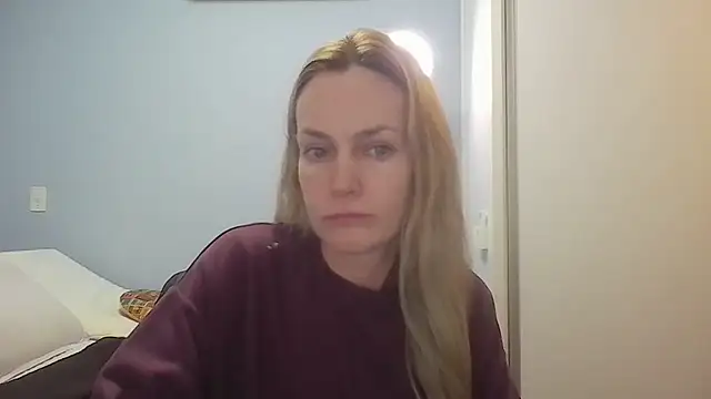 Snapshot of Annylove1 chatting on 8, 7, 2026 Annylove1 online show from 8, 7, 2026