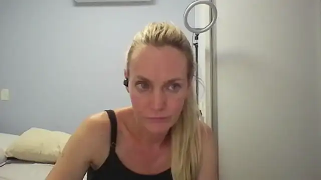 Annylove1 online show from 11, 1, 2026