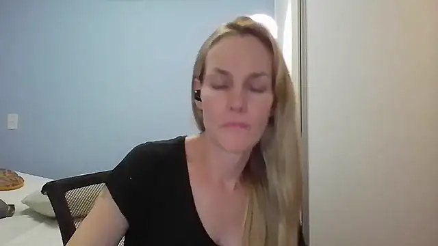 Annylove1 online show from 26, 3, 2026