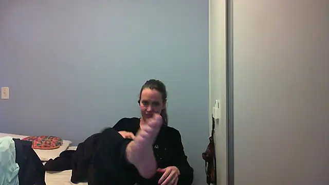 Annylove1 online show from 14, 10, 2025