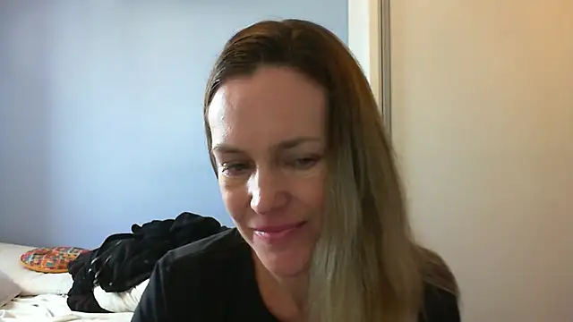 Annylove1 online show from 15, 10, 2025