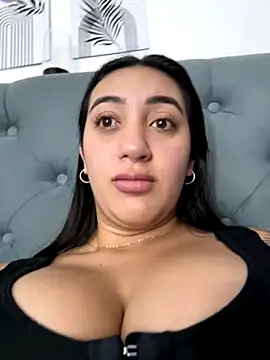 Hannahoff online show from 21, 11, 2025