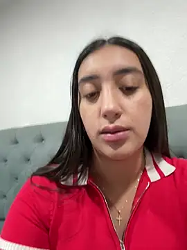 Snapshot of Hannahoff chatting on 12, 6, 2026 Hannahoff online show from 12, 6, 2026