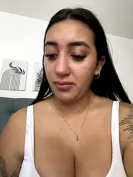 Hannahoff online show from 10, 11, 2025