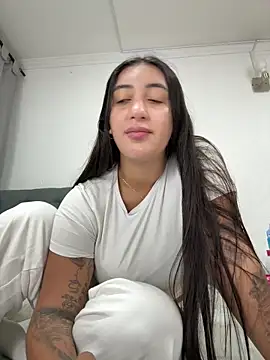 Hannahoff online show from 6, 3, 2026