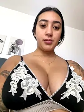 Hannahoff online show from 24, 11, 2025