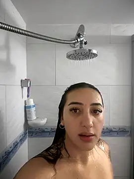 Hannahoff online show from 8, 11, 2025