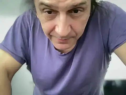 Snapshot of ALPHANDRE chatting on 8, 3, 2026 ALPHANDRE online show from 8, 3, 2026