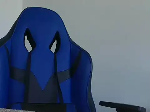 Snapshot of ALPHANDRE chatting on 11, 4, 2026 ALPHANDRE online show from 11, 4, 2026