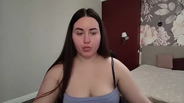 Roxie Bradley online show from 23, 3, 2026