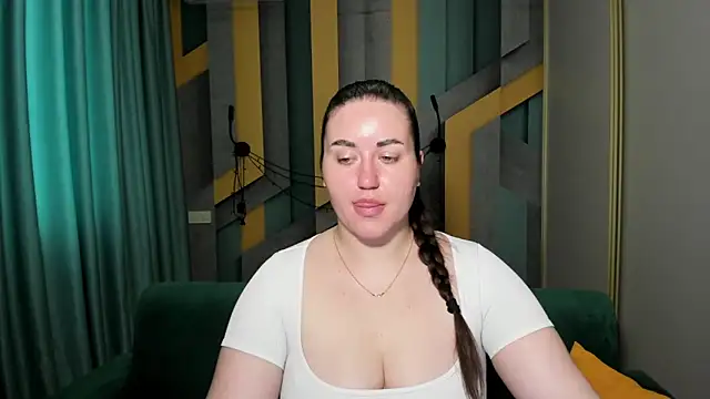 Roxie Bradley online show from 3, 6, 2026