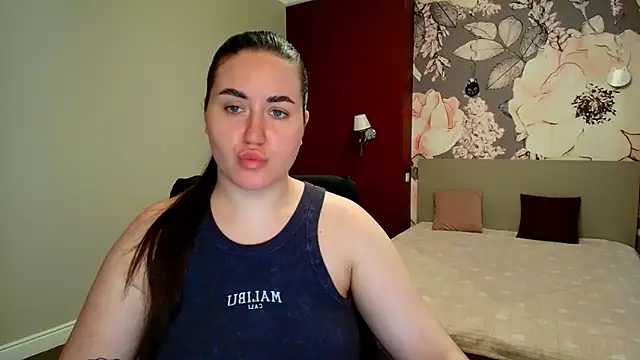 Roxie Bradley online show from 3, 4, 2026