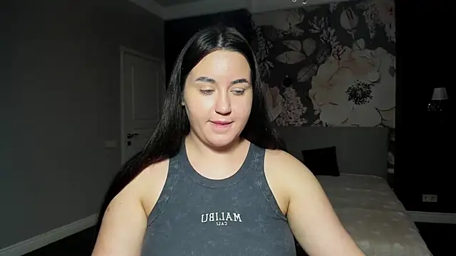 Roxie Bradley online show from 20, 12, 2025