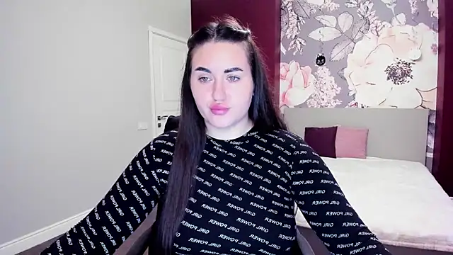 Roxie Bradley online show from 22, 10, 2025