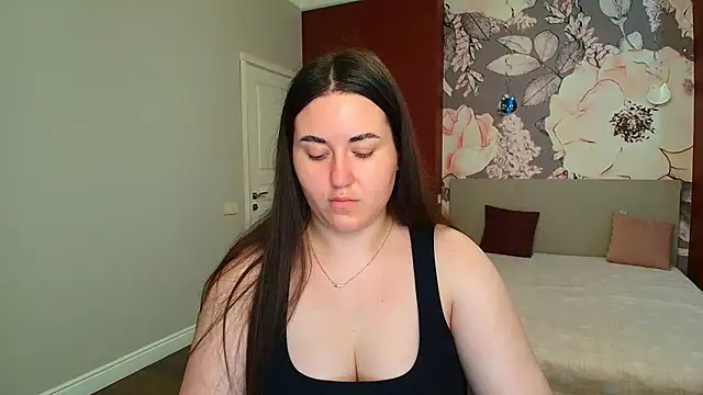 Roxie Bradley online show from 5, 6, 2026