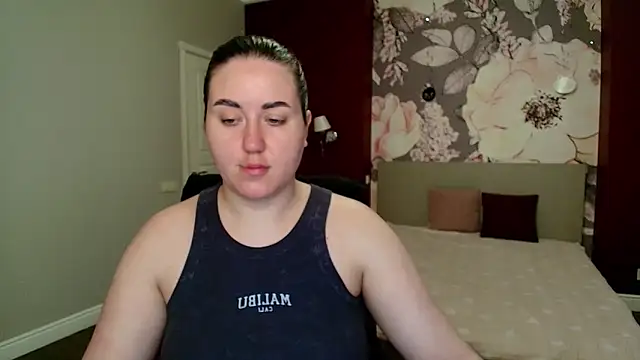 Roxie Bradley online show from 21, 4, 2026