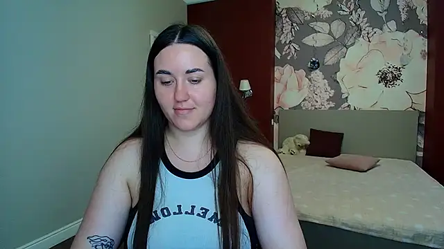 Snapshot of Roxie_Bradley chatting on 16, 7, 2026 Roxie Bradley online show from 16, 7, 2026