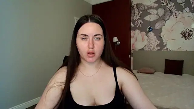 Roxie Bradley online show from 18, 5, 2026