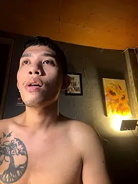 xlovercum online show from 13, 1, 2026